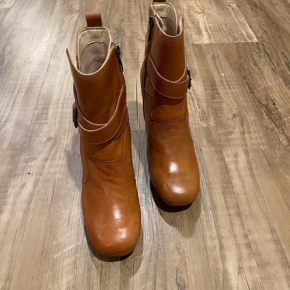 Clark boots